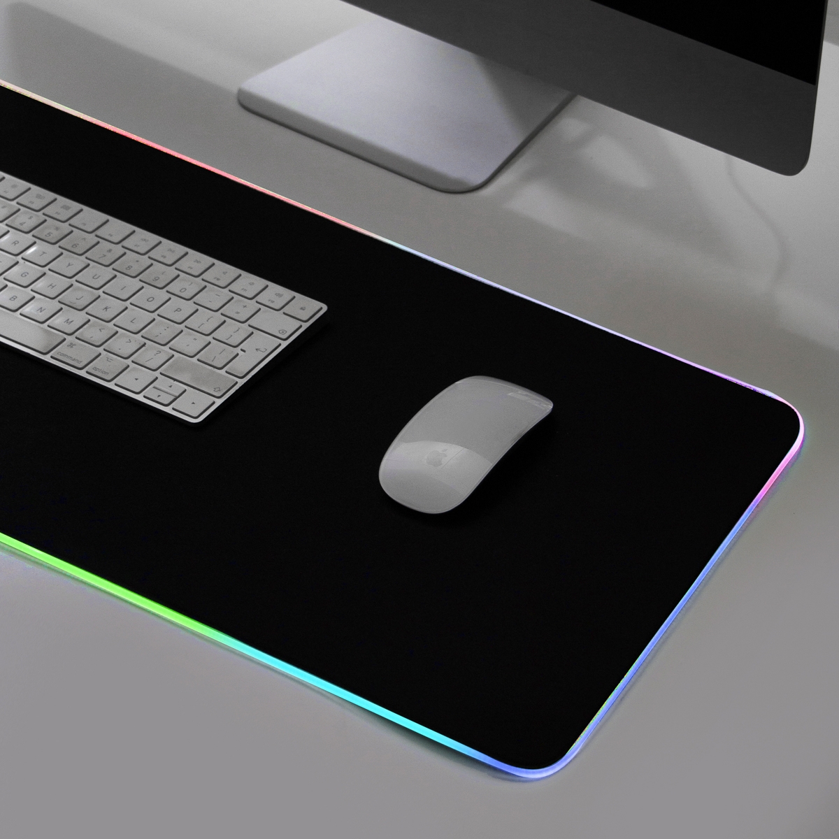 Illuminated LED Colour Changing Rim XL Gaming Mouse Pad