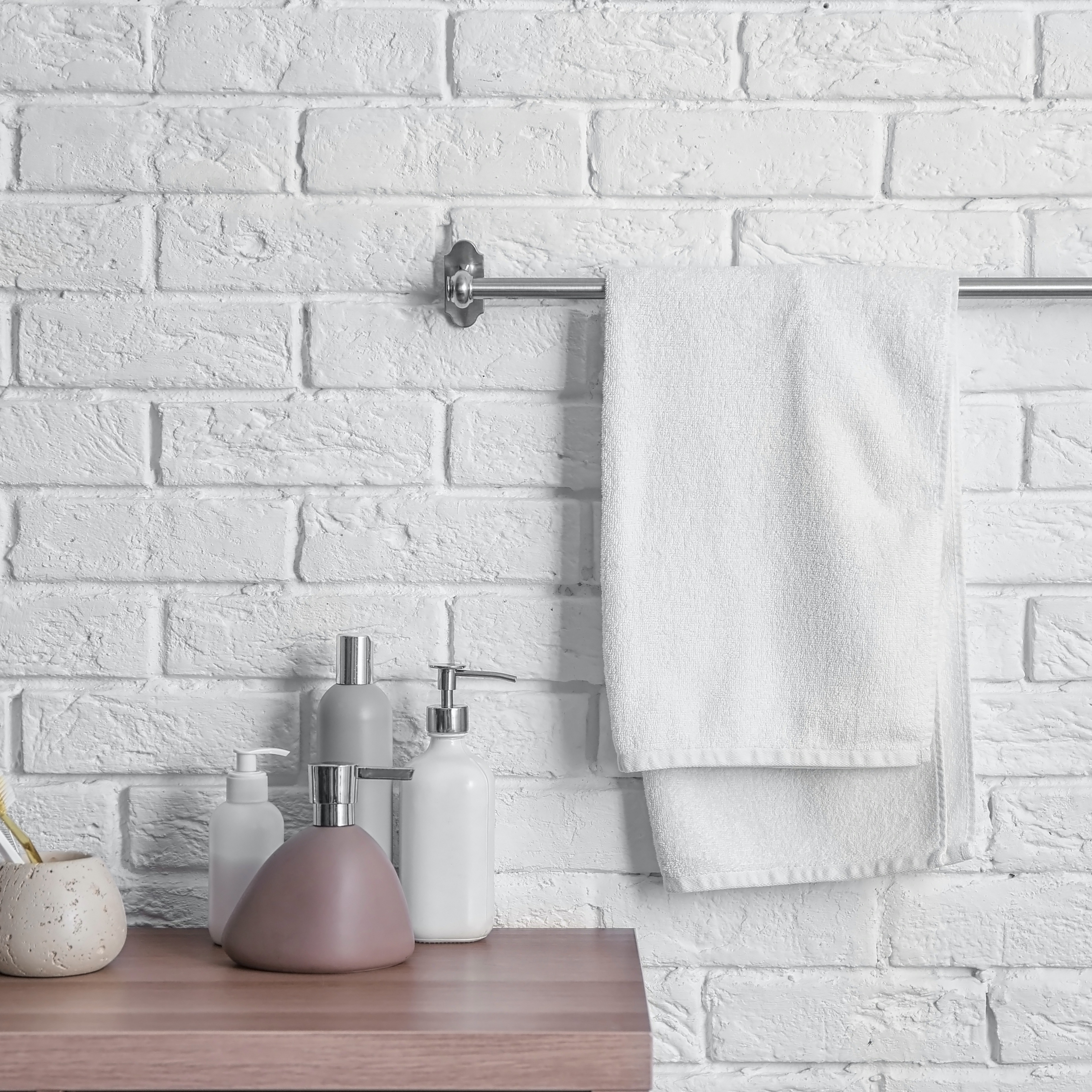 Set of 2 Summer Luxe Bath Towels or Bath Sheets