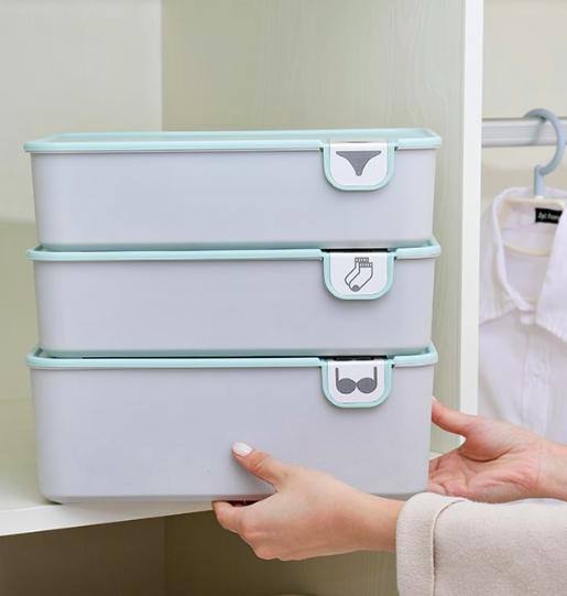 Only Blue lids Available.