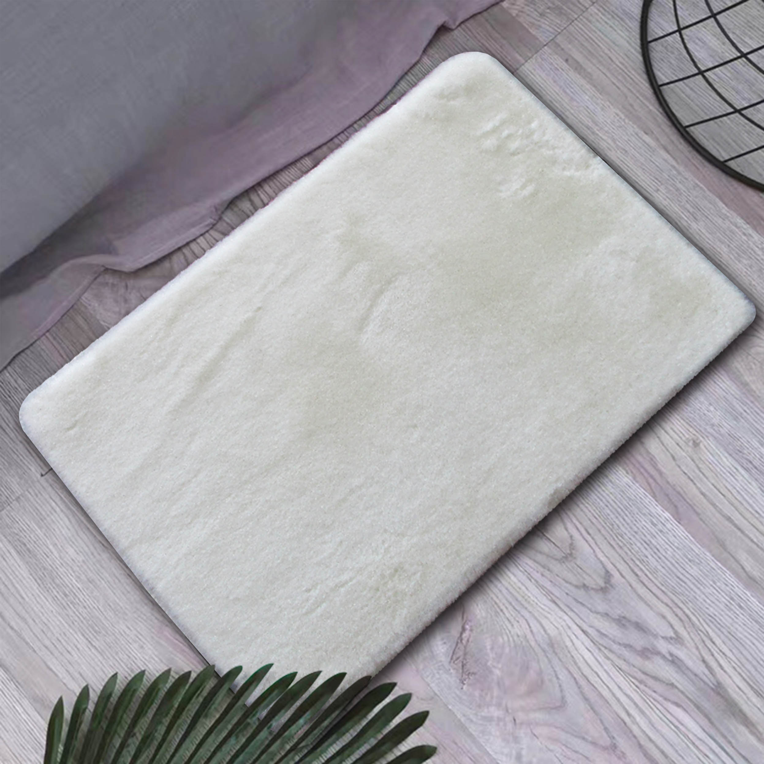 Luxurious Faux Fur Bath Mat