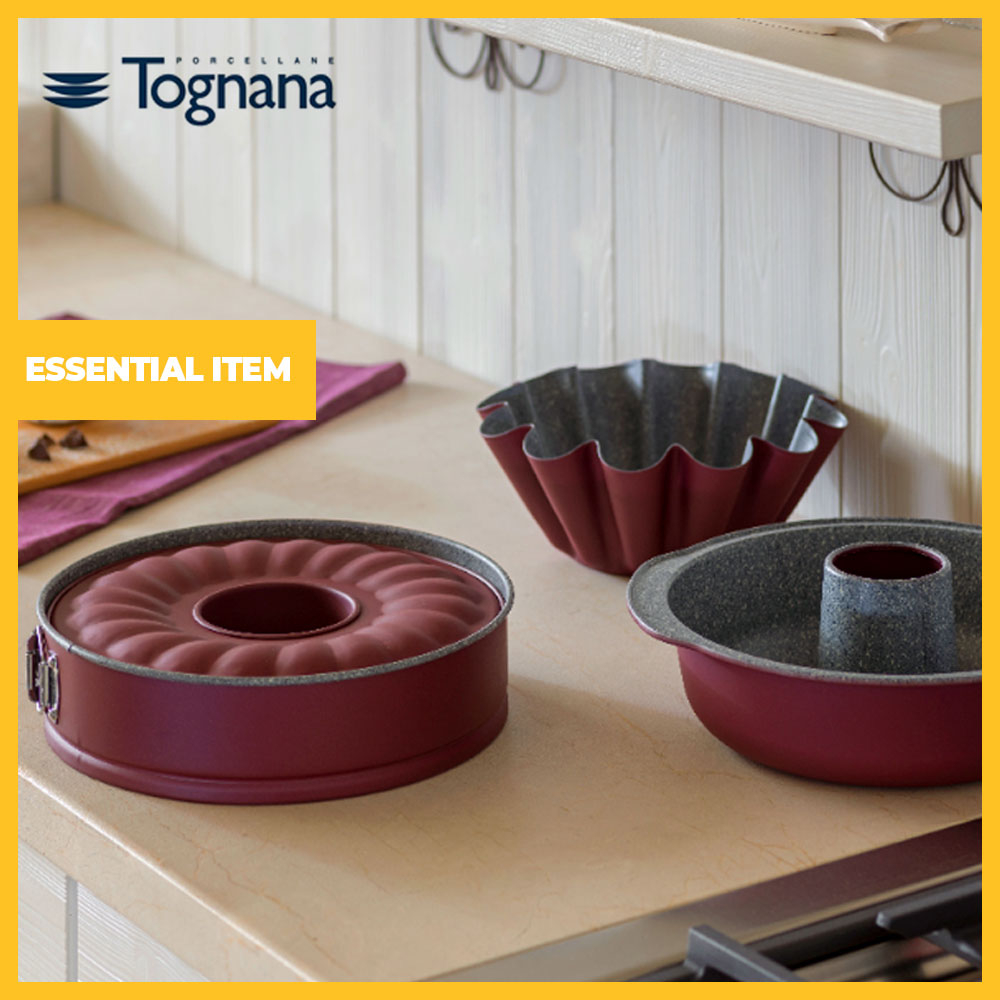 24cm Springform Bakeware with 2 Bases