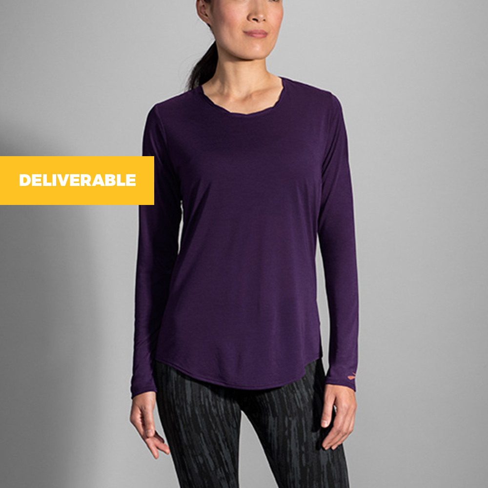Ladies Distance Long Sleeve Top In Berry