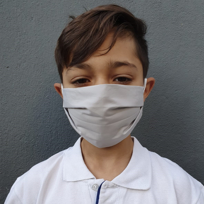 Pack of 2 Kids Masks with 8 Piece D15 Particle Spare Filters