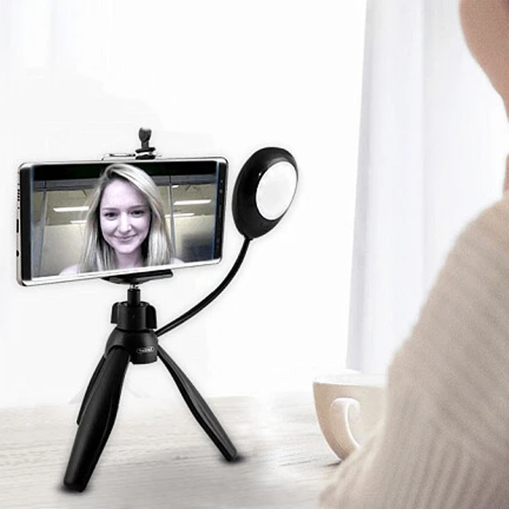 360 Degree Rotate Mini Smartphone Tripod with Selfie Lamp