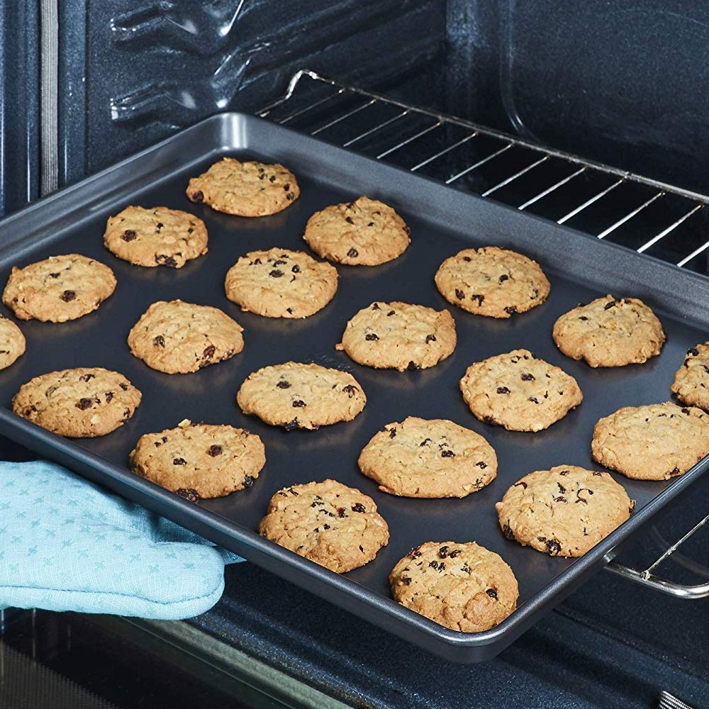Pack of 2 Large Non-Stick Baking Trays