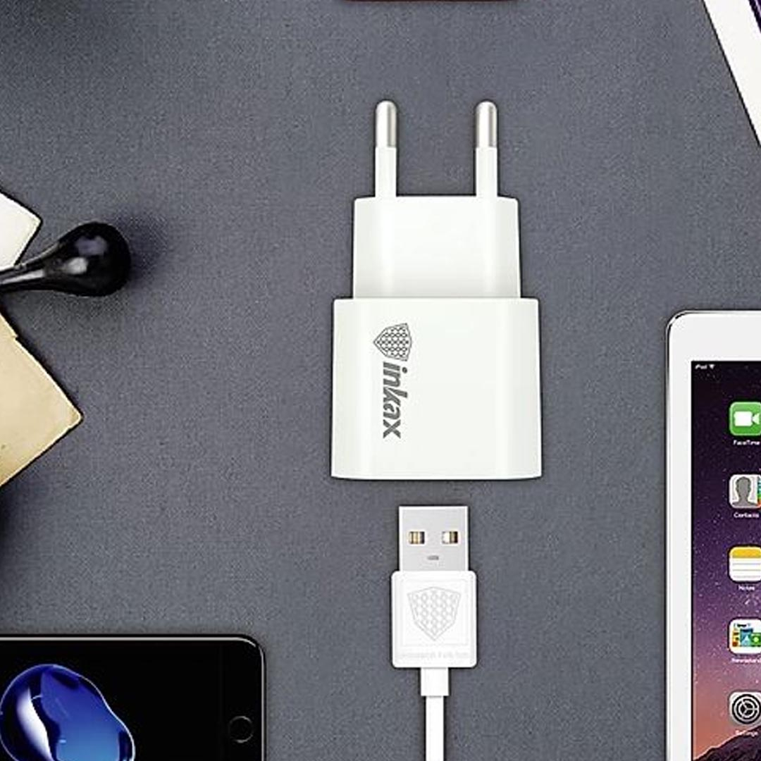Travel Charger with 1m USB Cable