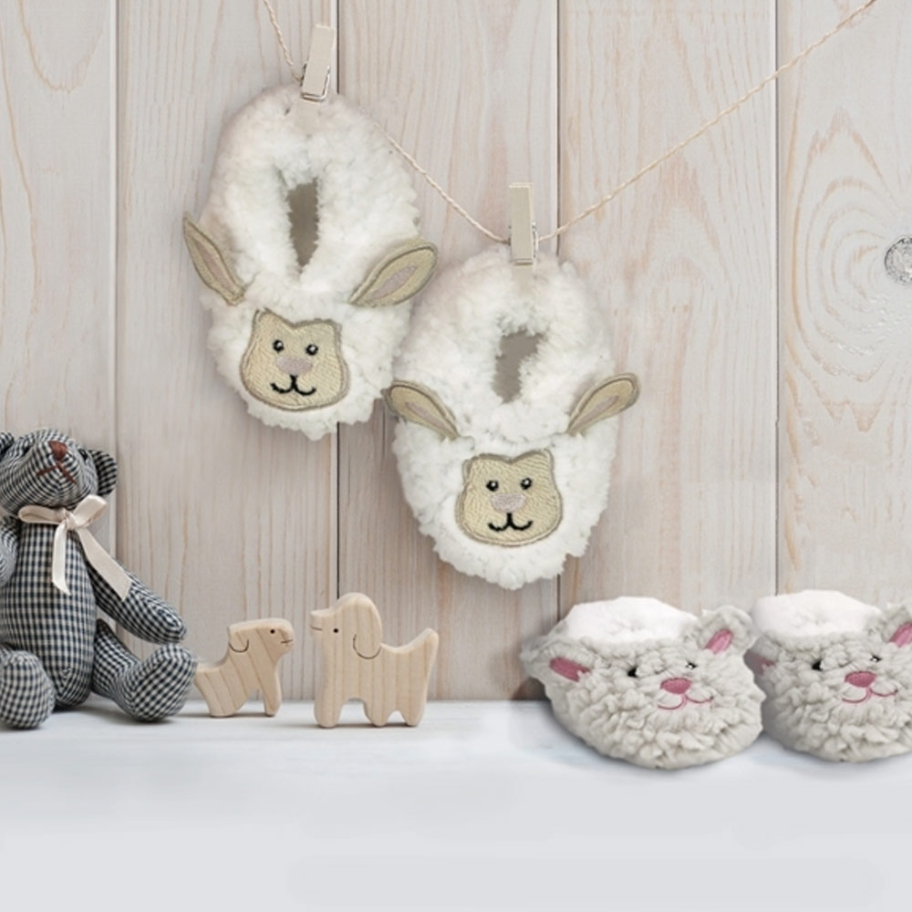 Pair Of Comfortable And Warm Baby Animal Slippers