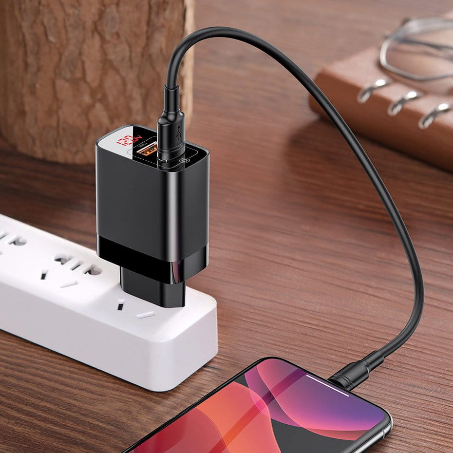 Mirror Lake Intelligent LCD Display 18W Wall Charger