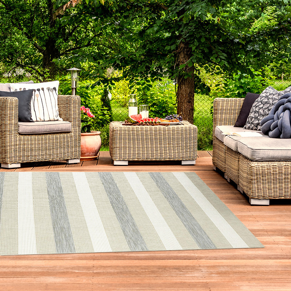 Prisma ZigZag Indoor/Outdoor Rug (3 Sizes Available)