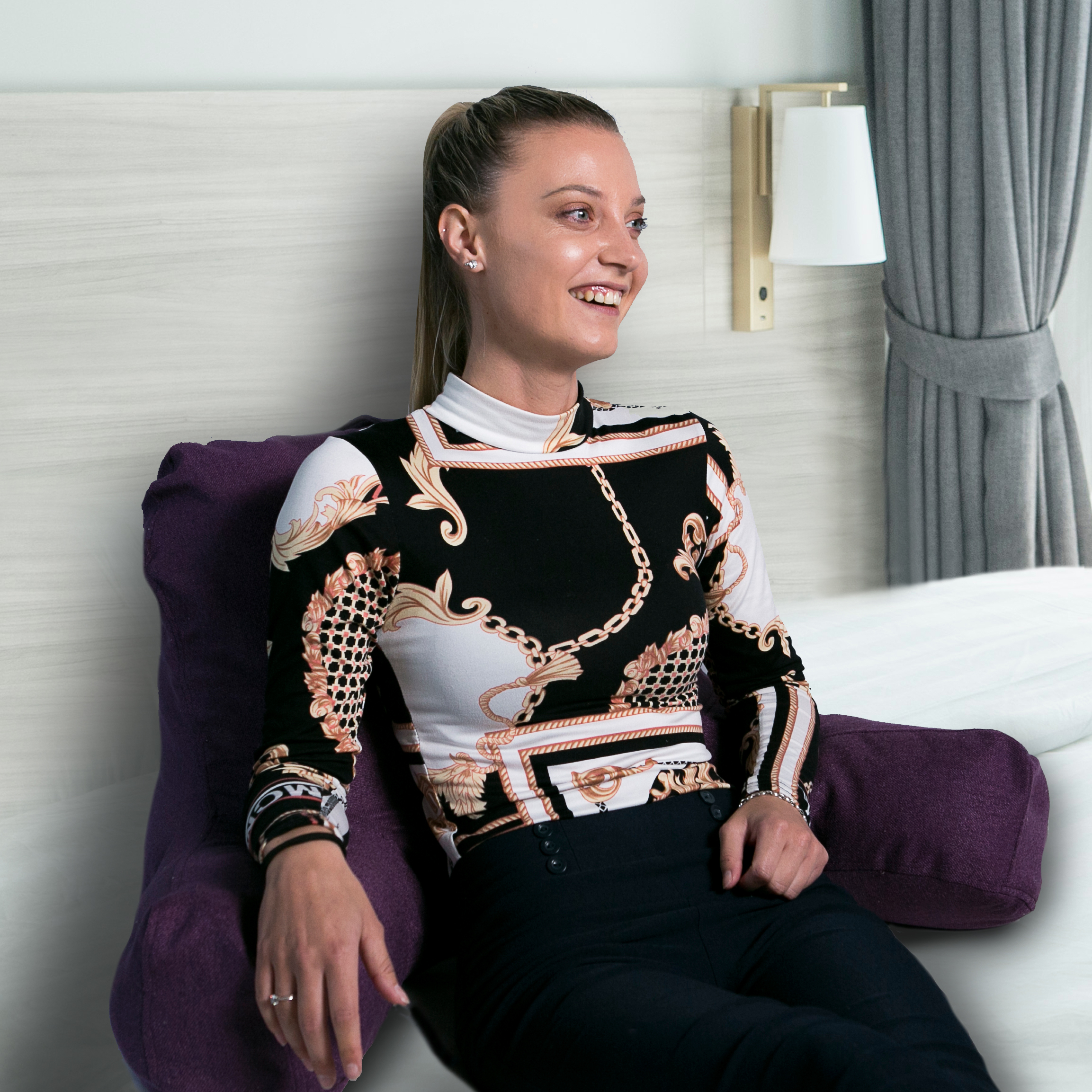 The Bed Lounge Pillow