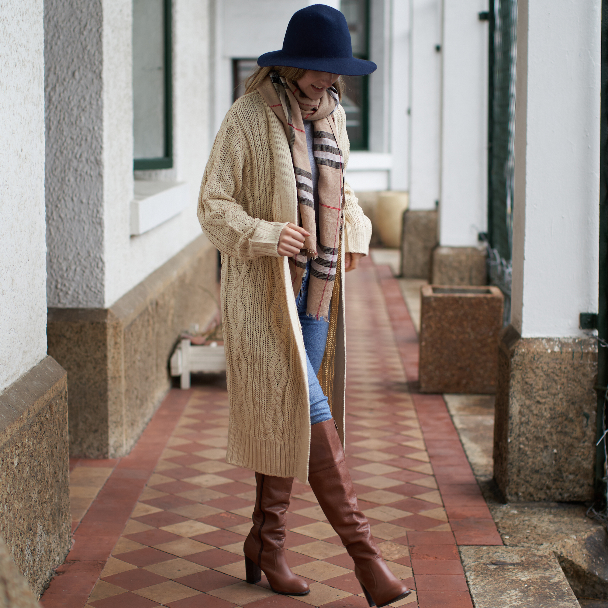 Ladies Long Knit Cardigan