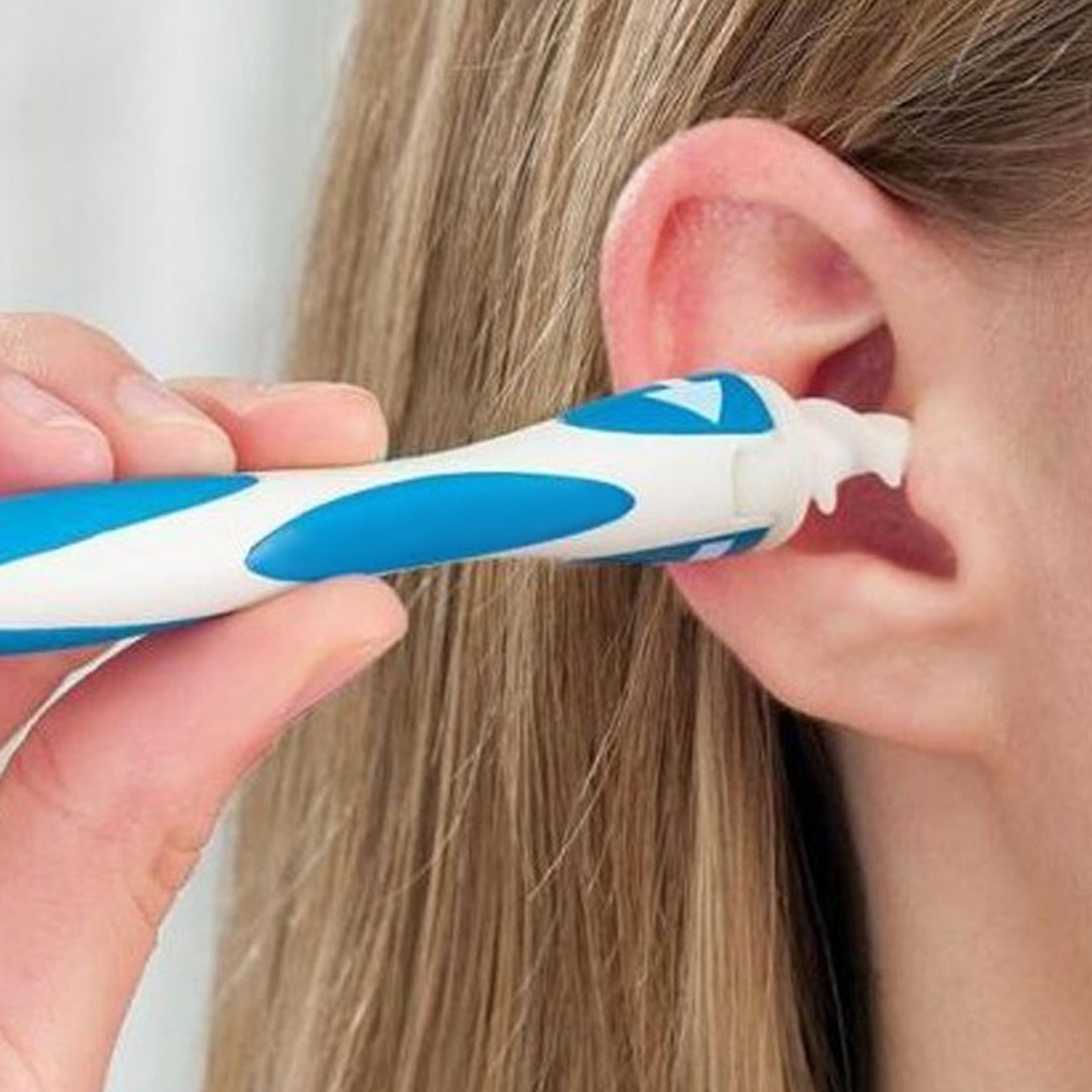 Earwax Removal Swab with 16 Replacement Heads