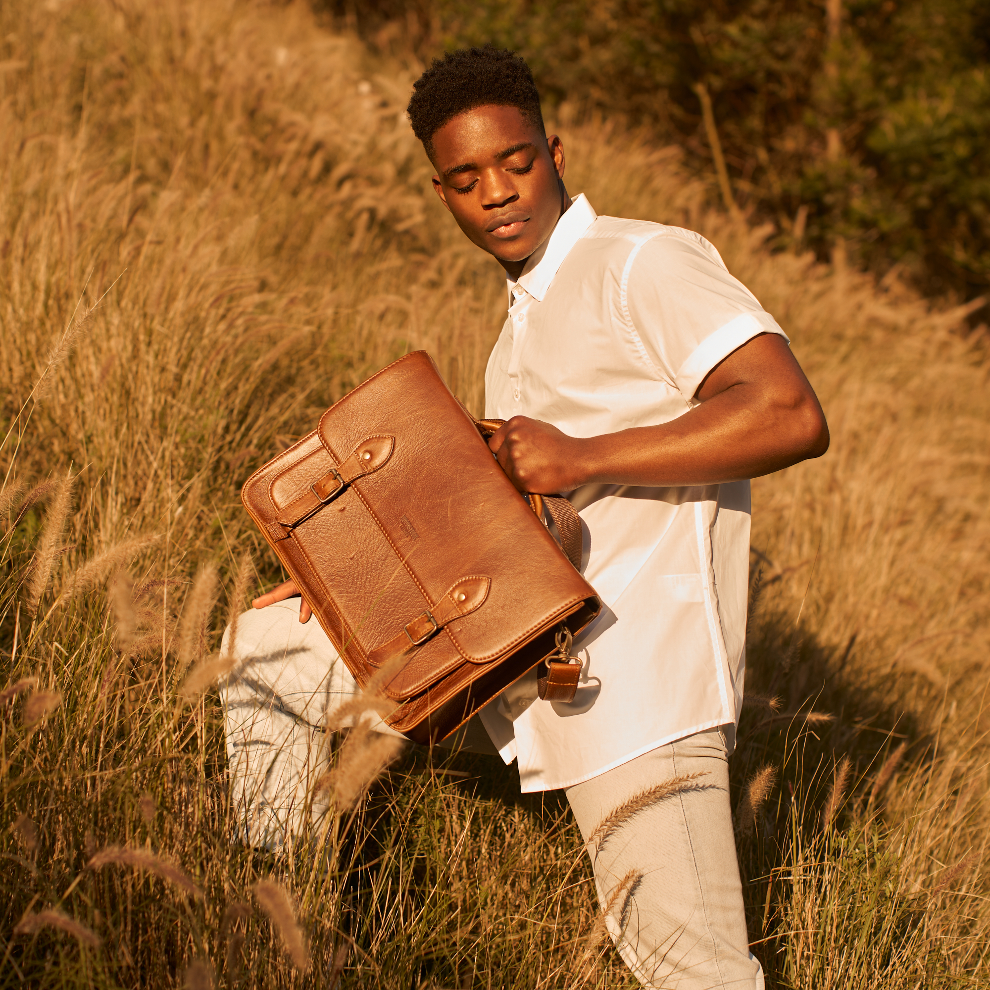 Genuine Leather Parker 15 Inch Messenger Bags