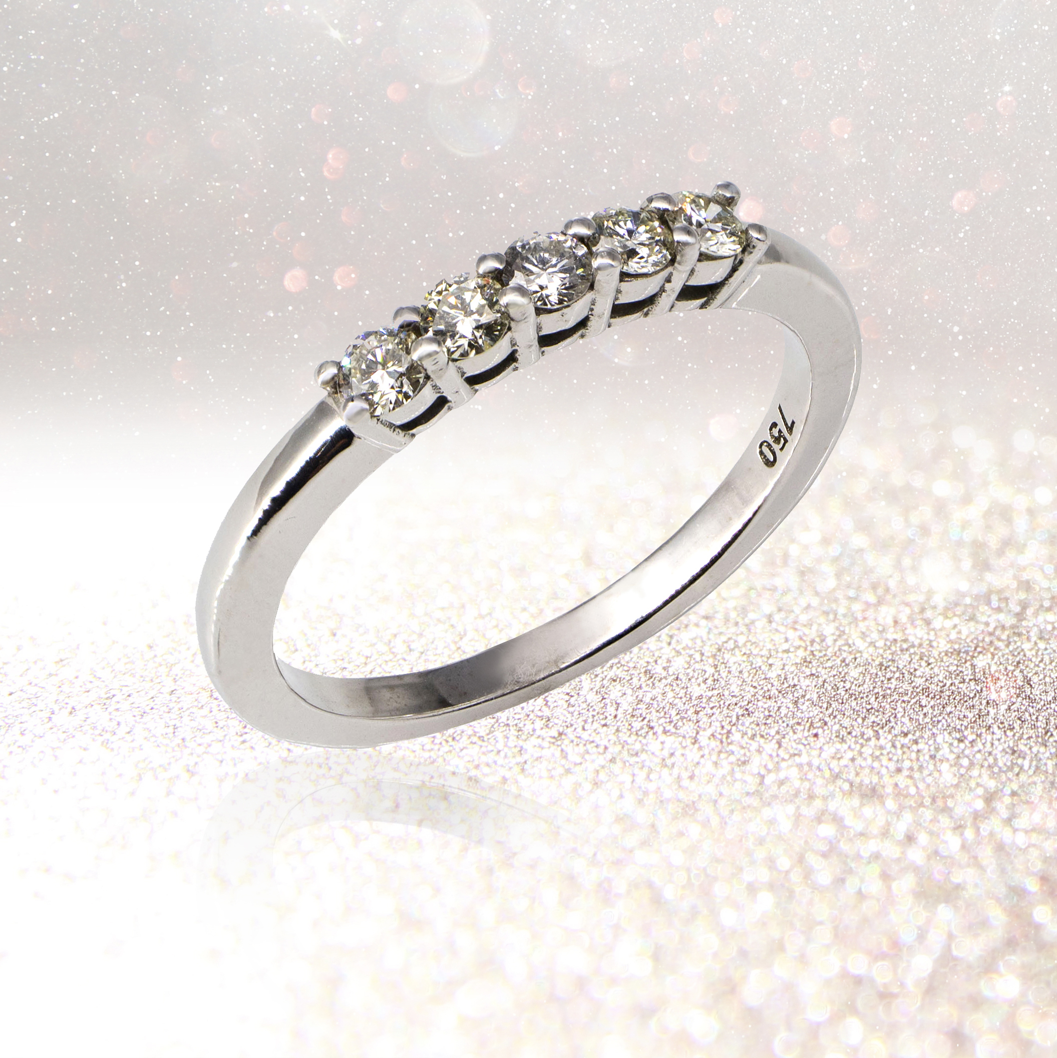 18K White Gold Diamond Eternity Ring with 5 Round Diamonds (0.25-1.00CT)