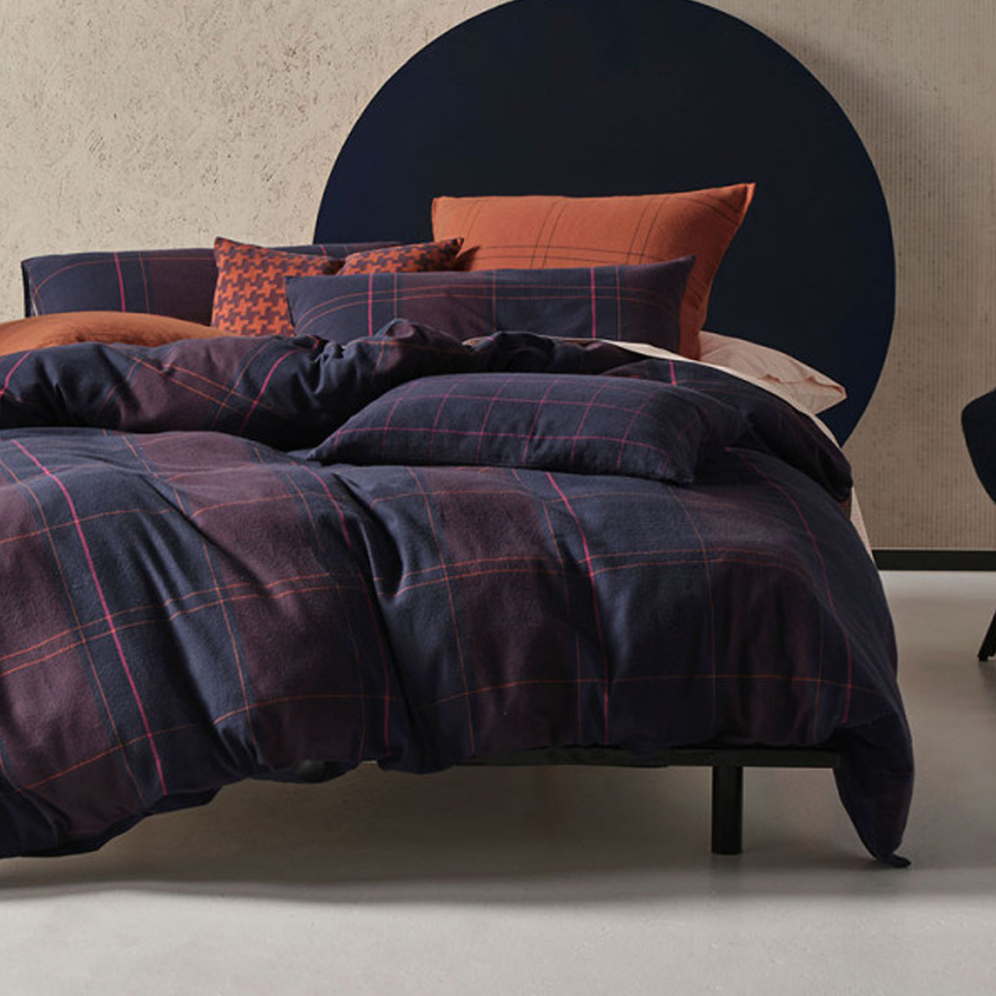 Albert Queen Duvet Cover Set with Standard Pillowcases