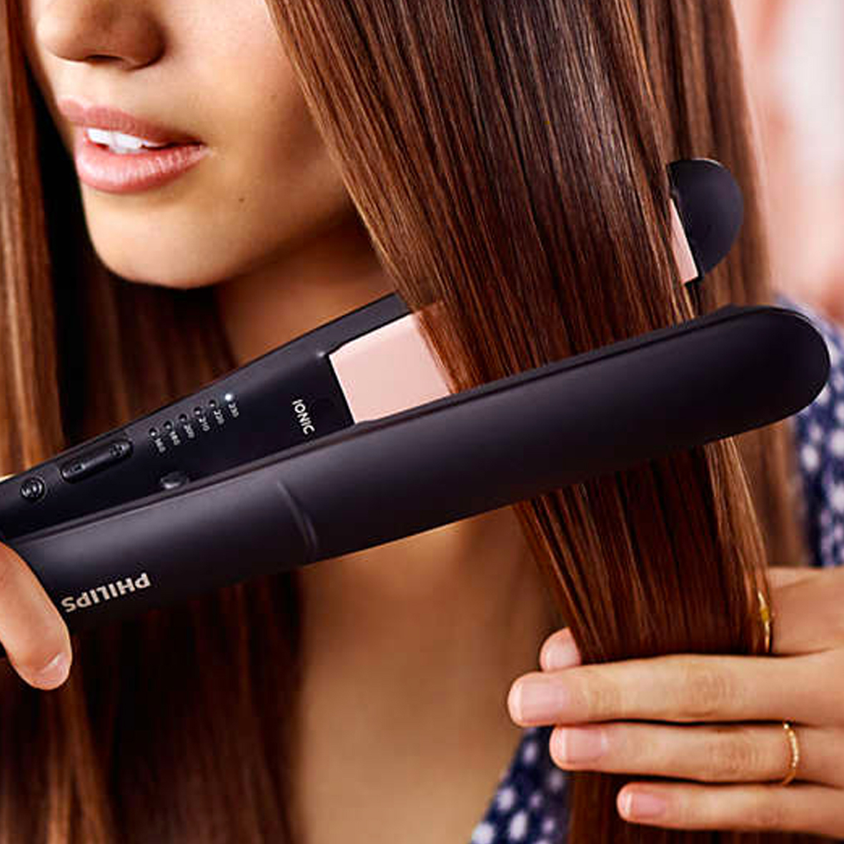 StraightCare Essential ThermoProtect Ionic Straightener (Model: BHS378/00)