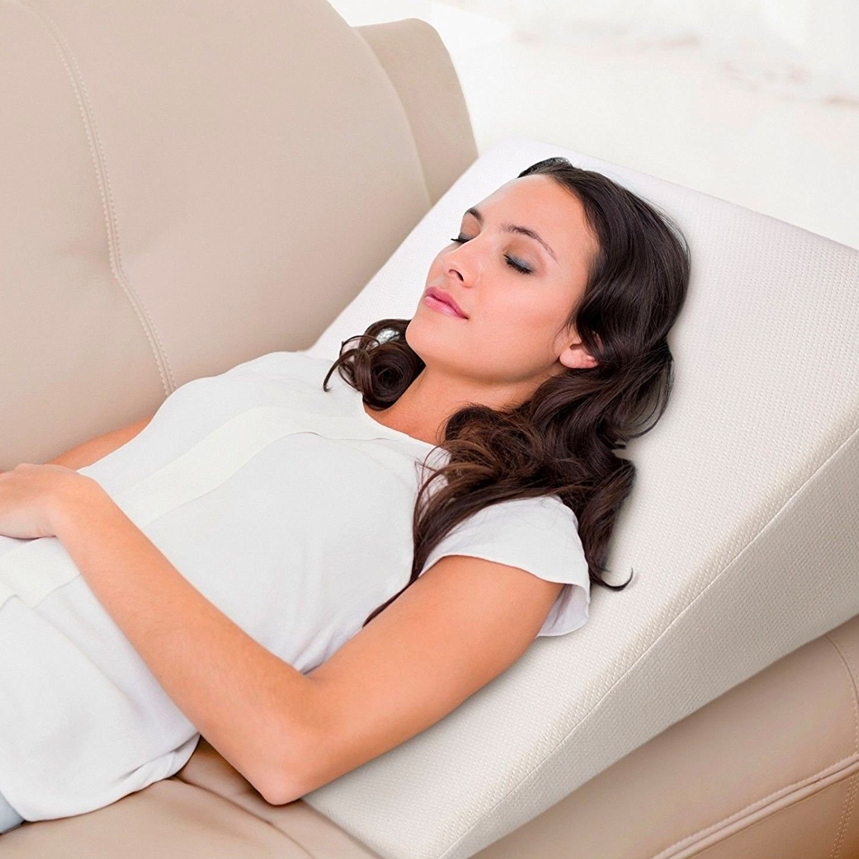 HD Foam Bed Wedge Support Pillow with 5 Year Guarantee