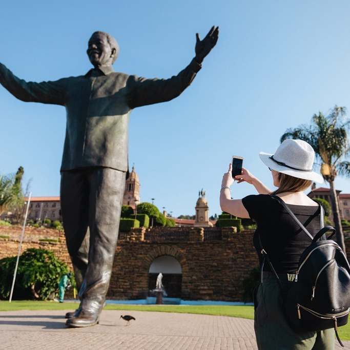 Flexible 9 Hour Private Guided Day Trip in Gauteng