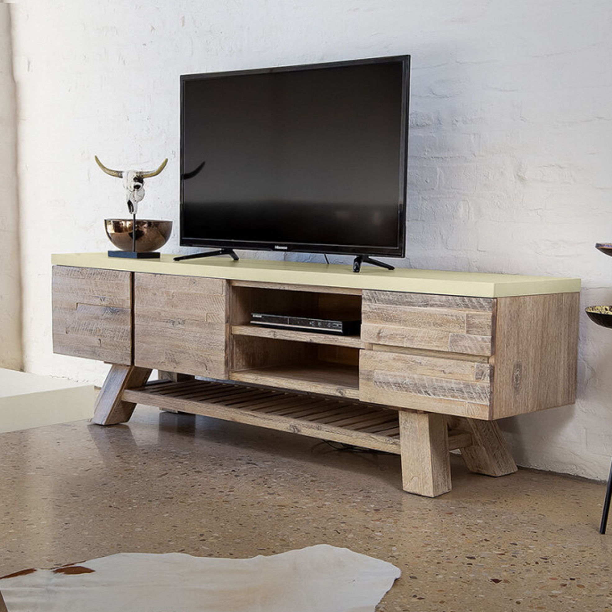 1.8m TV Stand