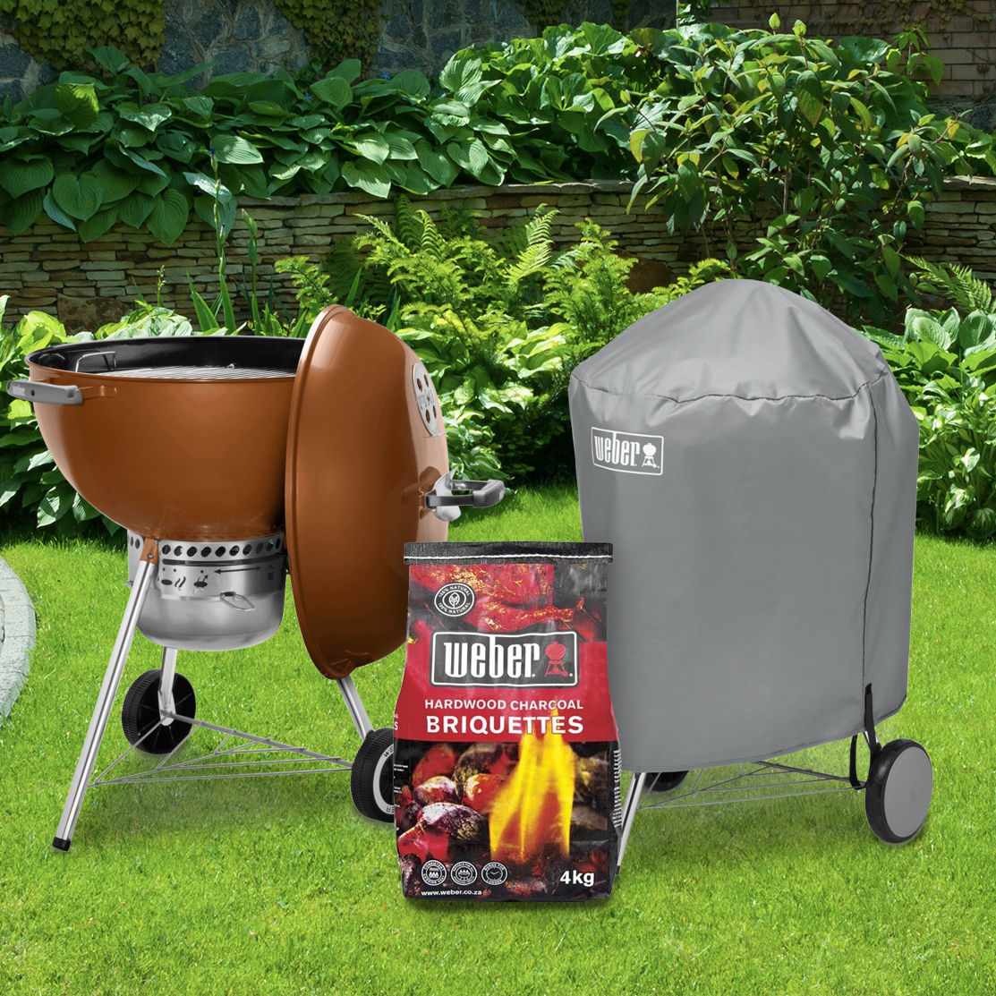 57cm Original Kettle Premium Charcoal Grill Including 4Kg Briquettes and a Vinyl Cover Set