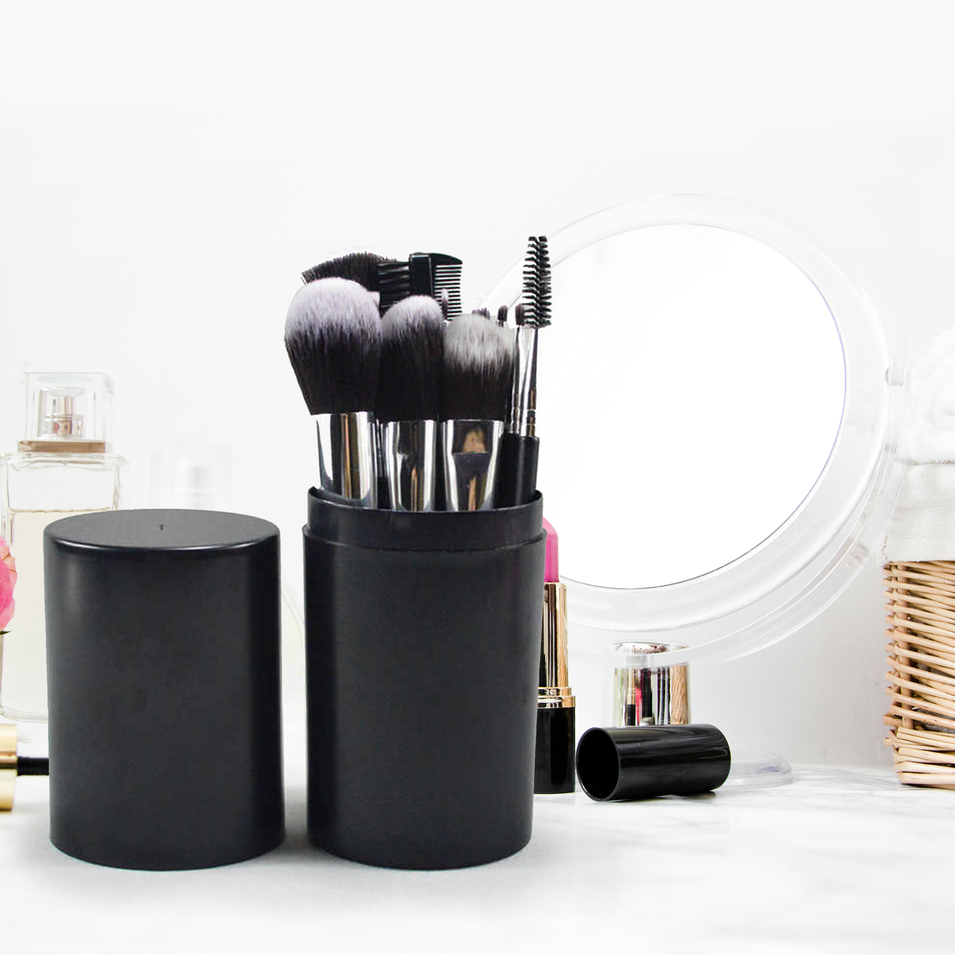 Set of 12 Make-Up Brushes in Cylinder Case