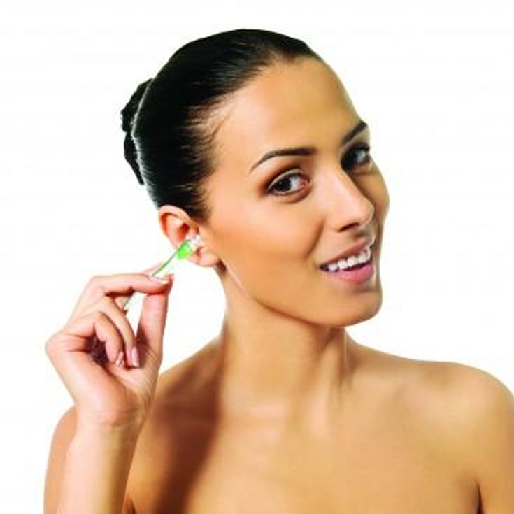 Earwax Removal Swab with 16 Replacement Heads