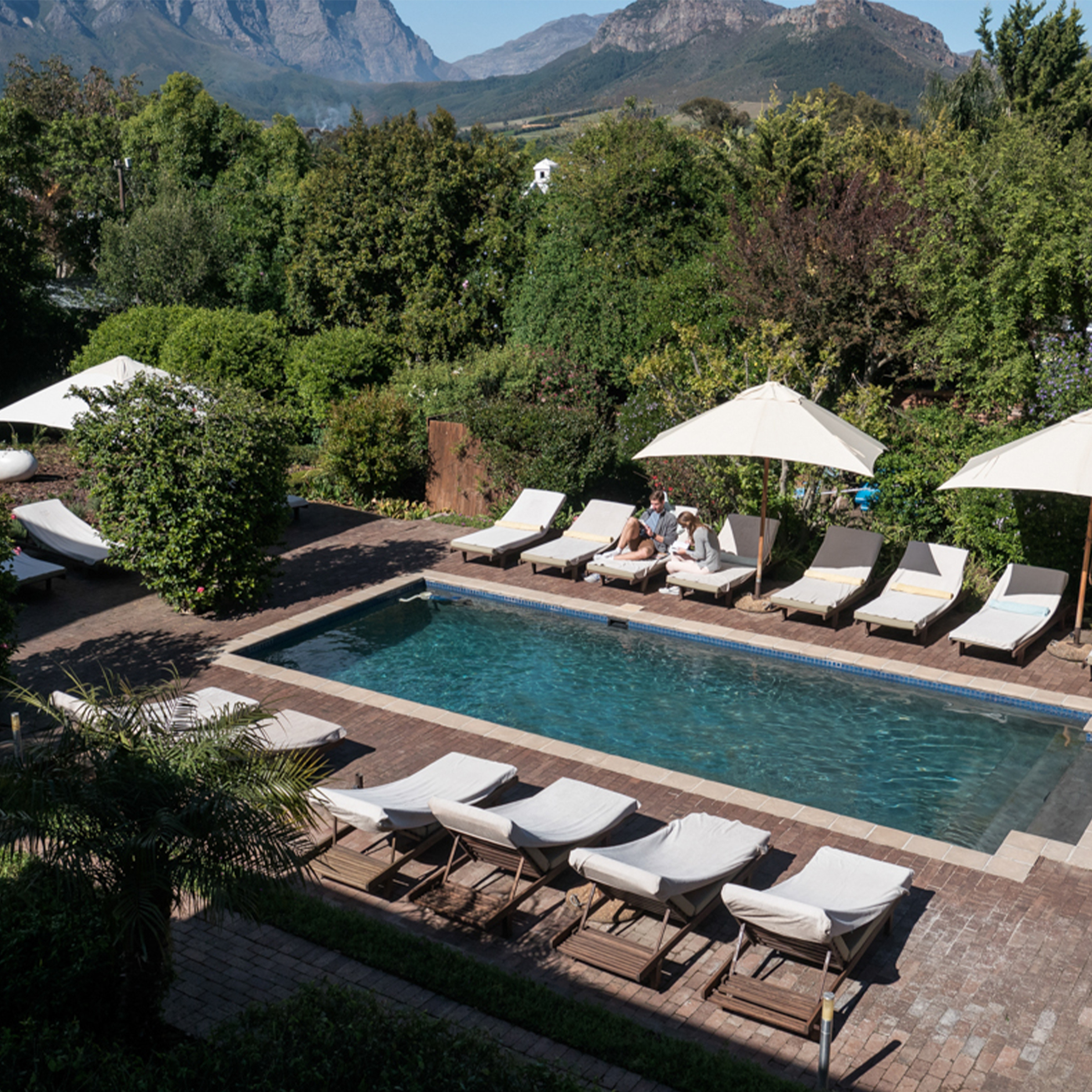 2-Nights Stay at the Luxury 4*Plumwood Inn Guest Room (Breakfast Included)
