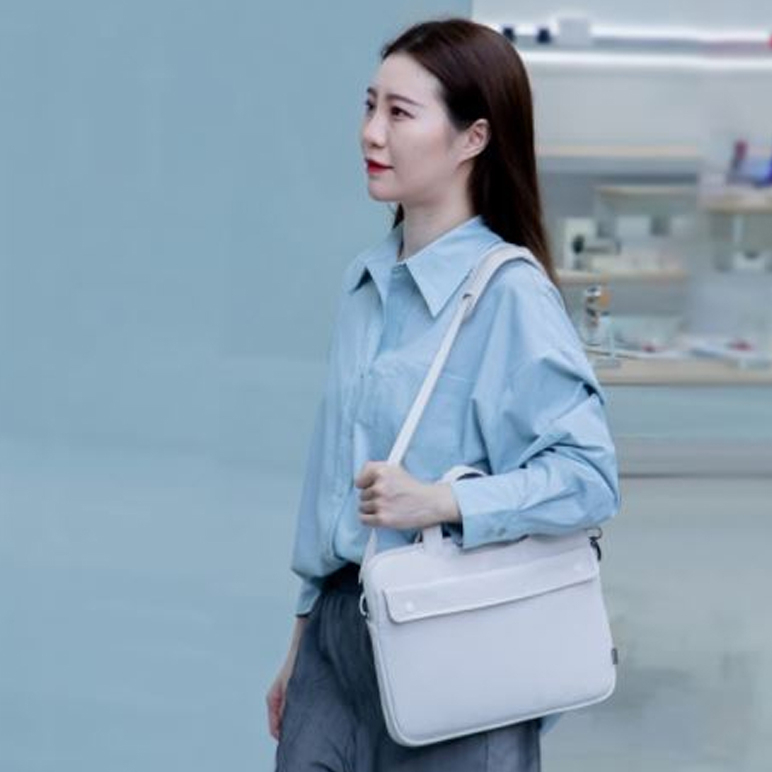 Basics Series 13"/16" Shoulder Computer Bag