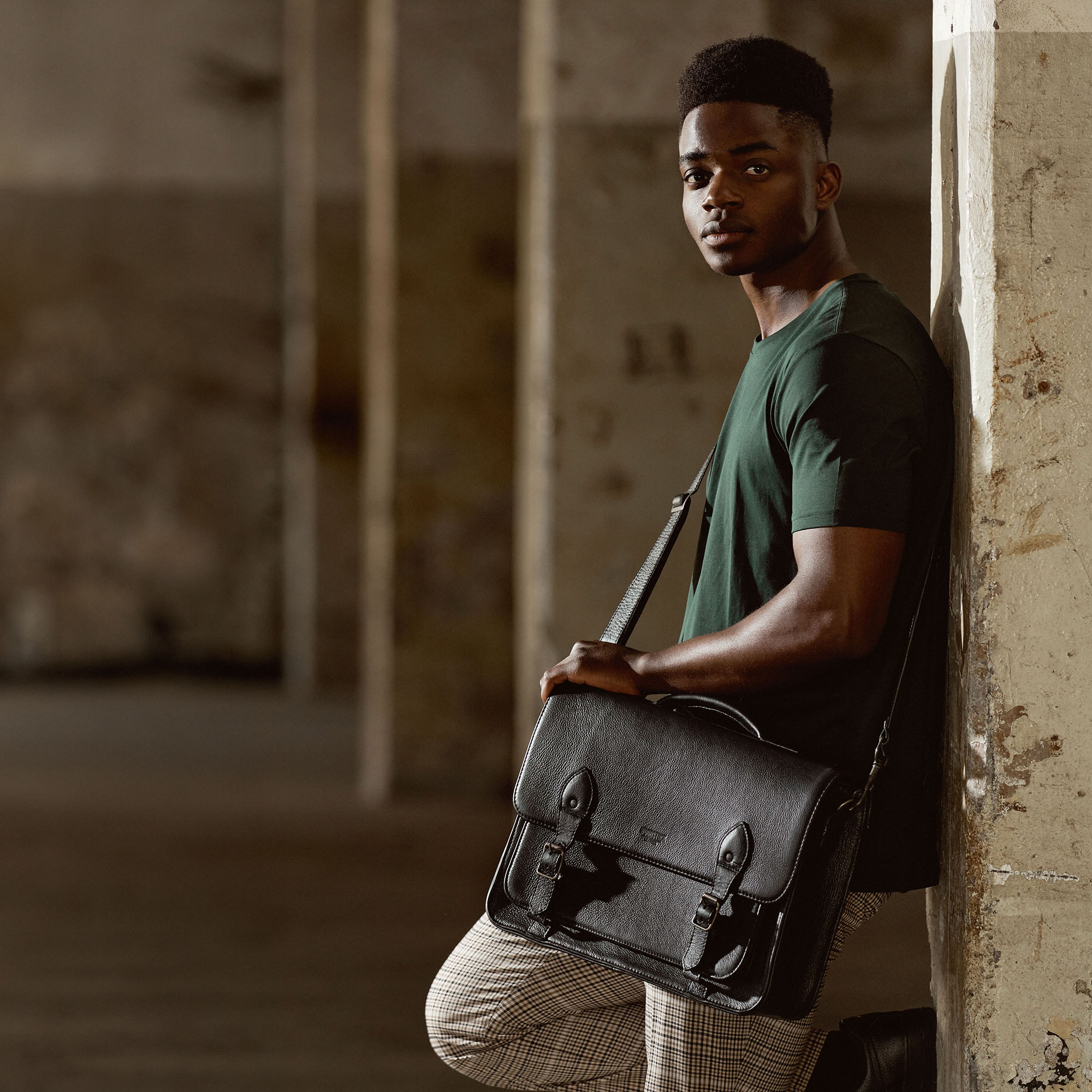 Genuine Leather 15 Inch Messenger Bags