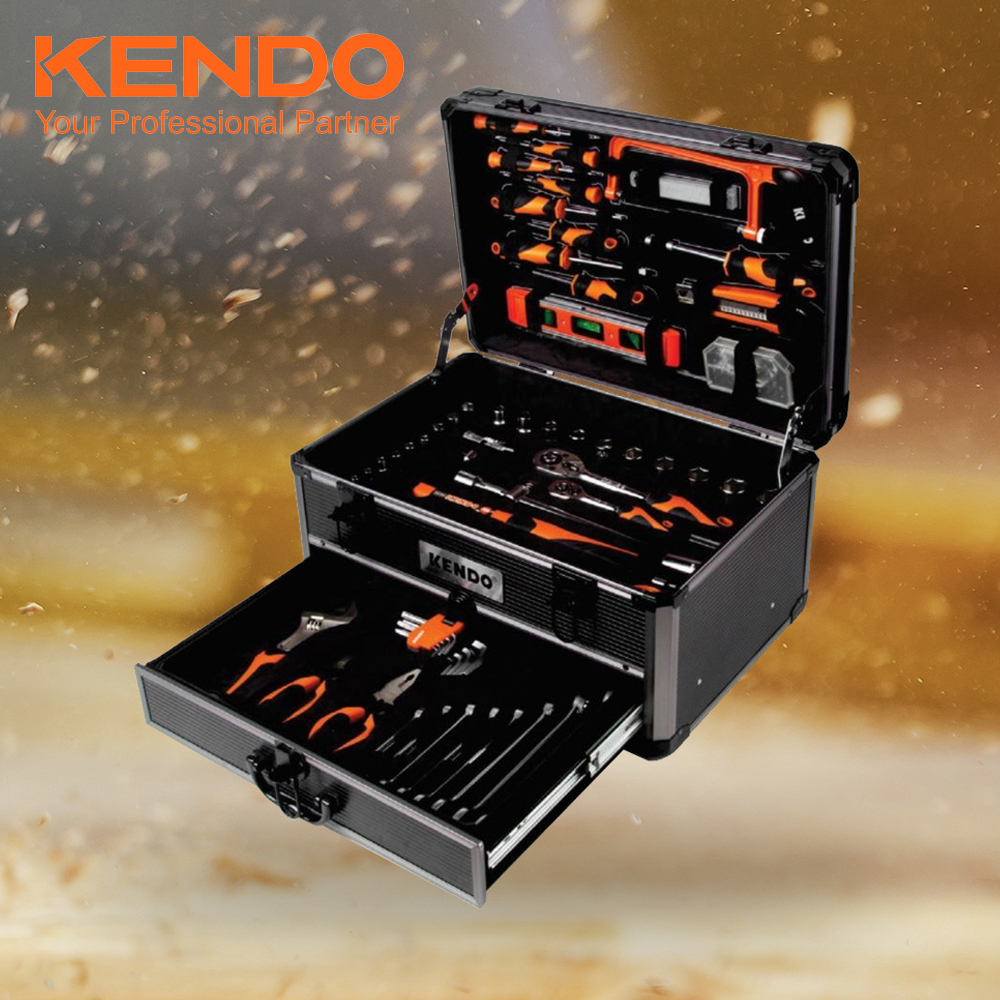 109 Piece Complete Tool Set with Aluminium Case