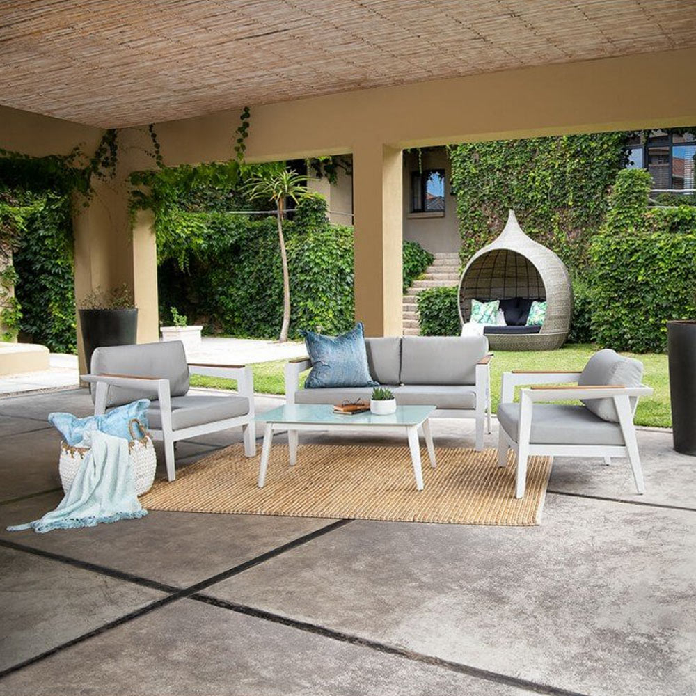 Patio Lounge Set