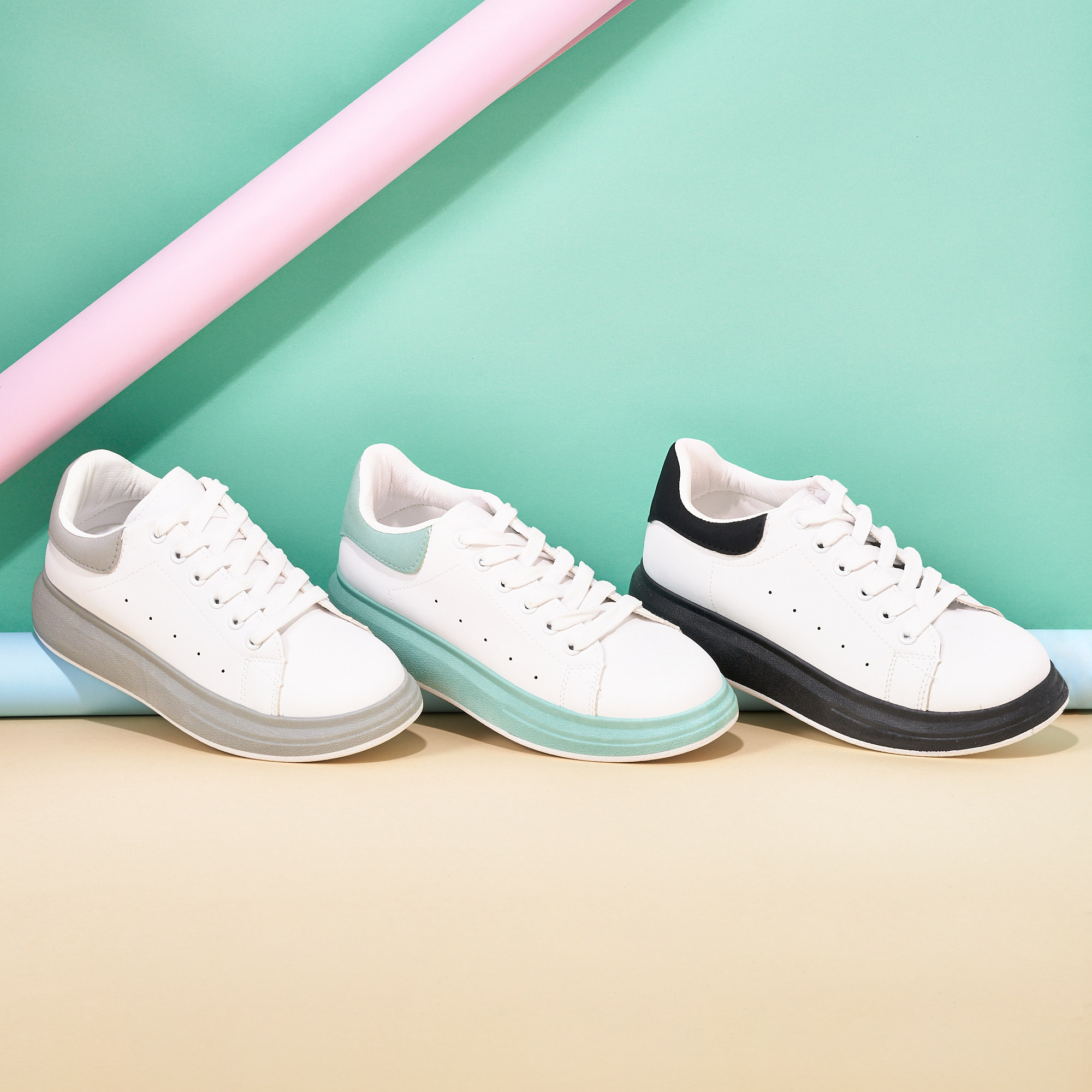 Ladies Retro Powder Sneakers