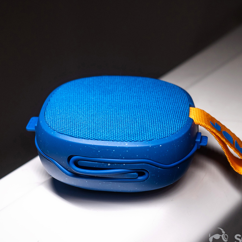Hang Up Waterproof Bluetooth Speaker that Sticks to Any Smooth Surface