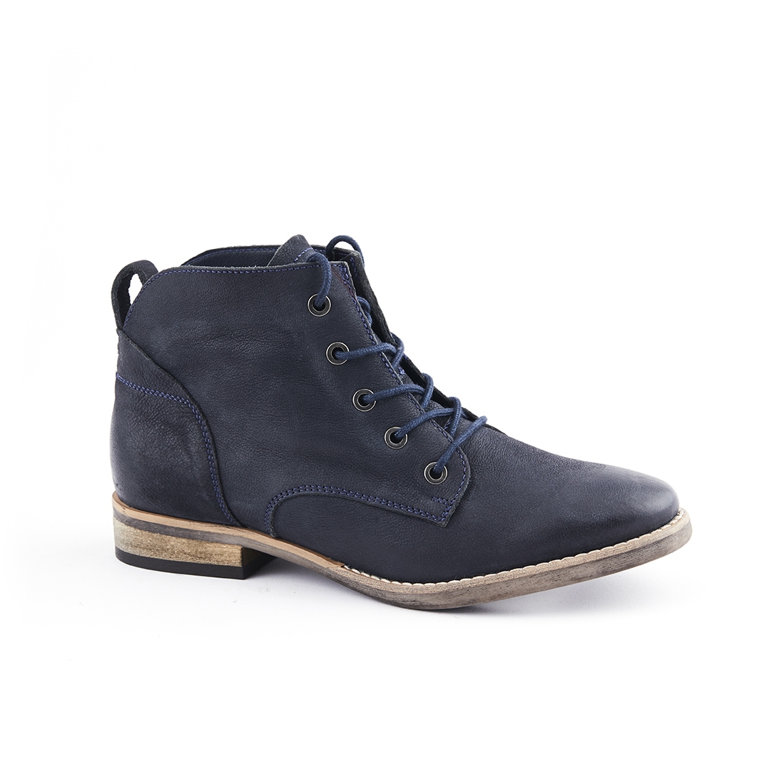 Ladies Leather Lace-up Boot