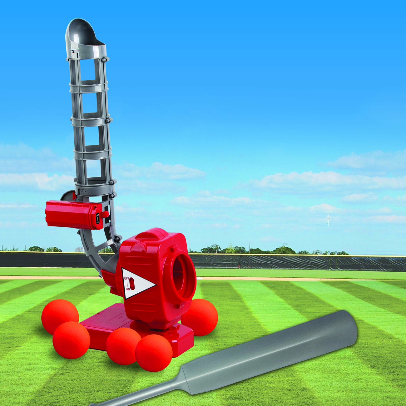Battery Operated Coaching Auto Ball Feeder including 1x Cricket Bat and 5x Eva Soft Balls