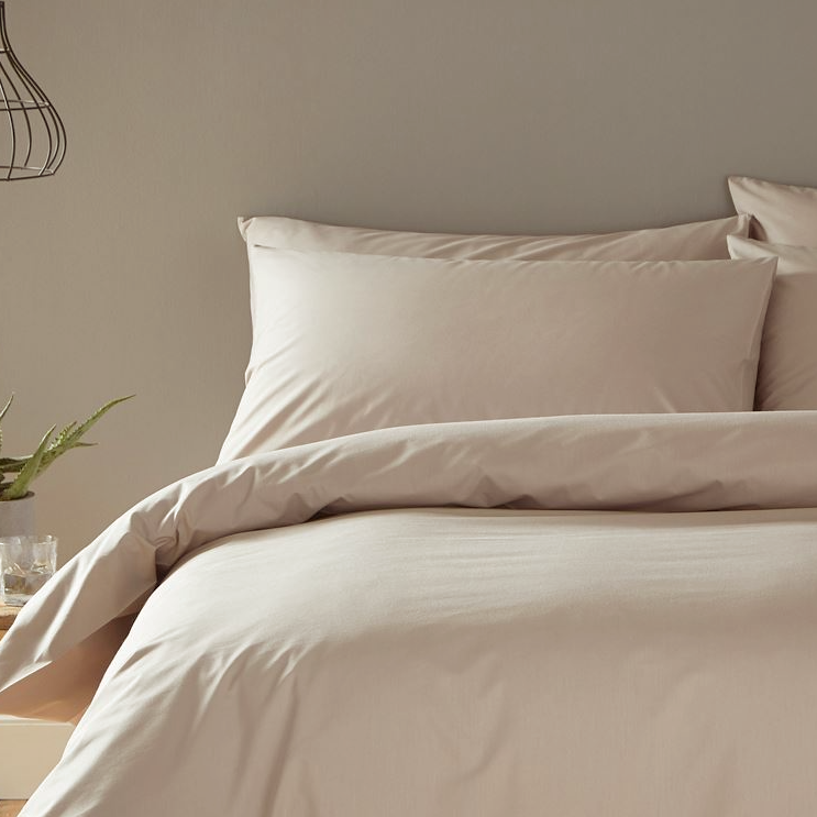 Set of 2, 300 Thread Count 100% Egyptian Cotton Plain Pillow Cases