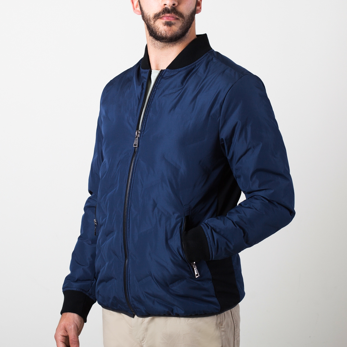 Calm Quilt Slim Down Bomber Jacket