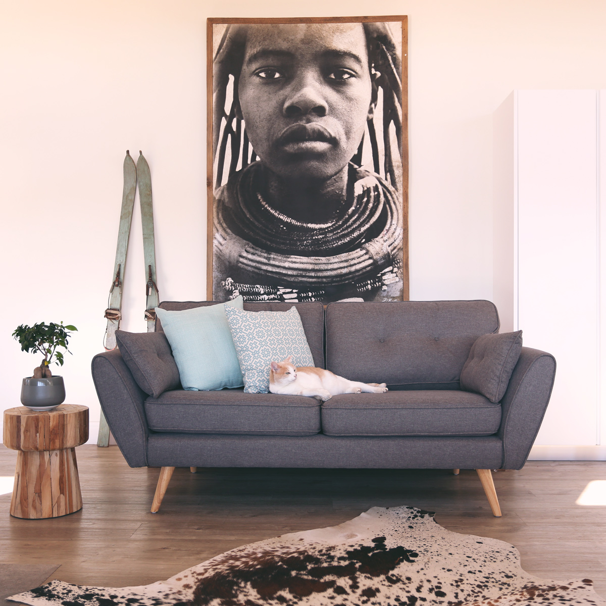 Dark Grey (Only Sofa for sale,Accessories not included)