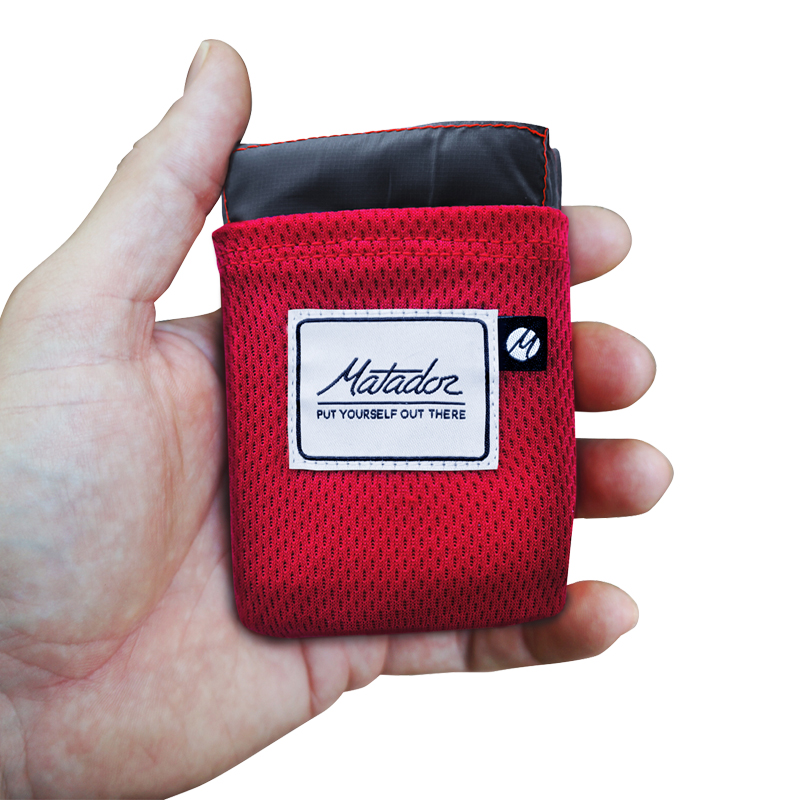 Compact Waterproof Pocket Blanket 2.0