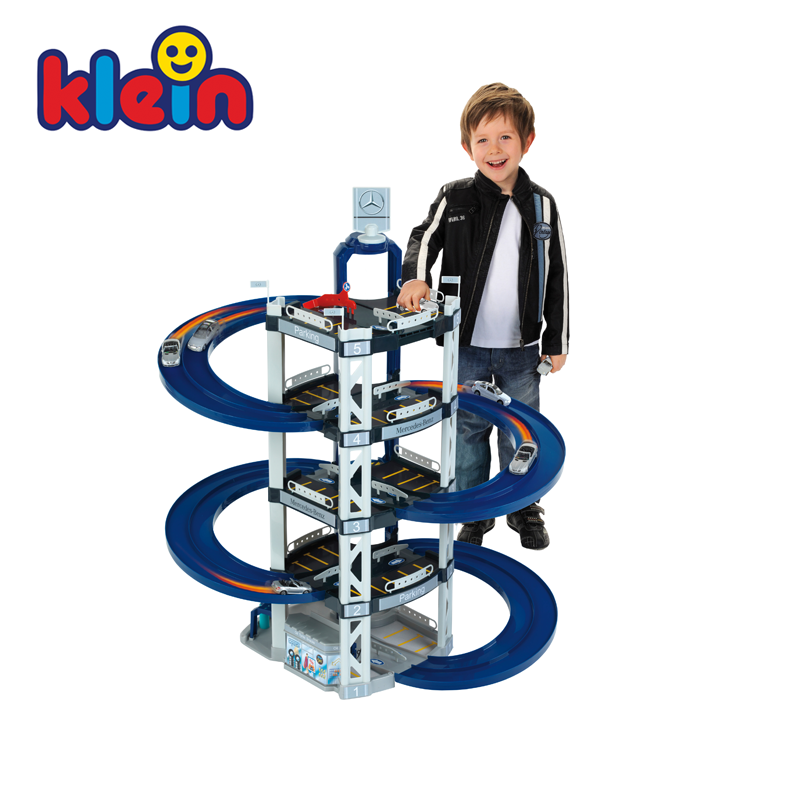 Mercedes-Benz 5 Level Car Park