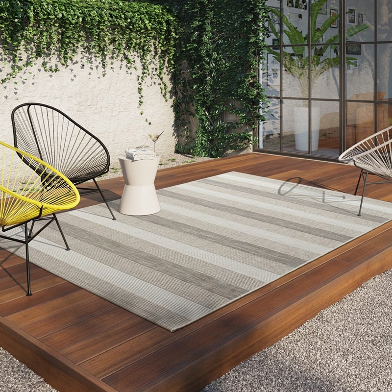 Prisma ZigZag Indoor/Outdoor Rug (3 Sizes Available)