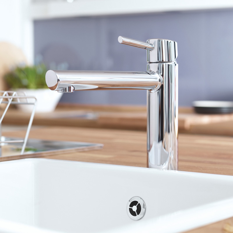 Concetto Kitchen Tap with 140° Swivel Range