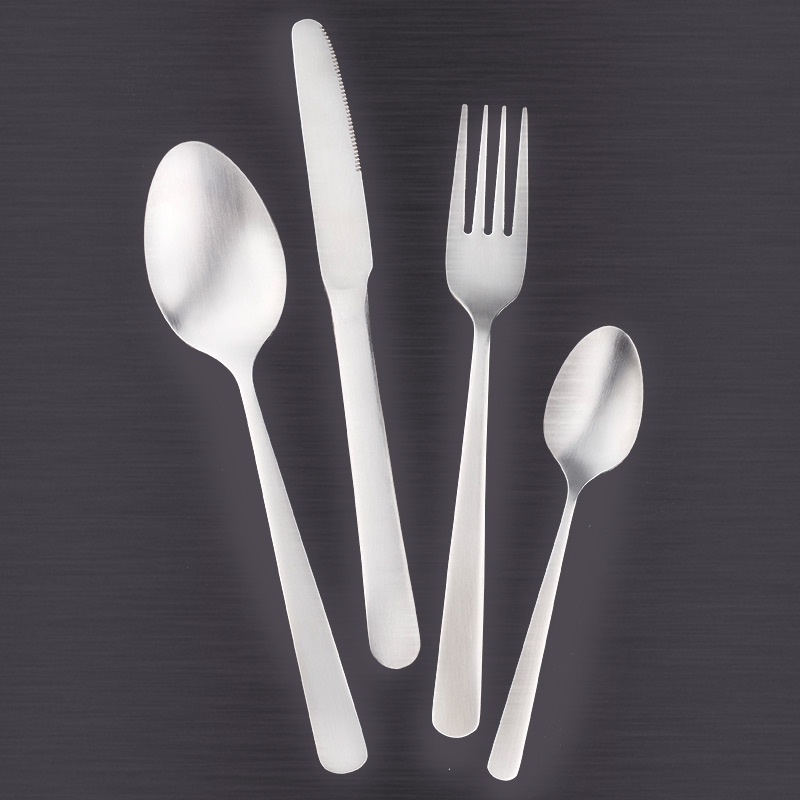 24 Piece Nostalgia Trend Cutlery Set