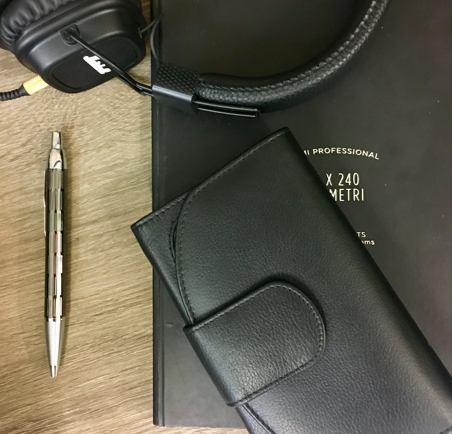 Ladies Citron Leather Purse
