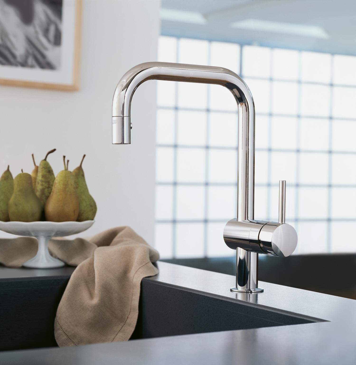 Minta Single-lever Sink Mixer with Pull-out Shower Head